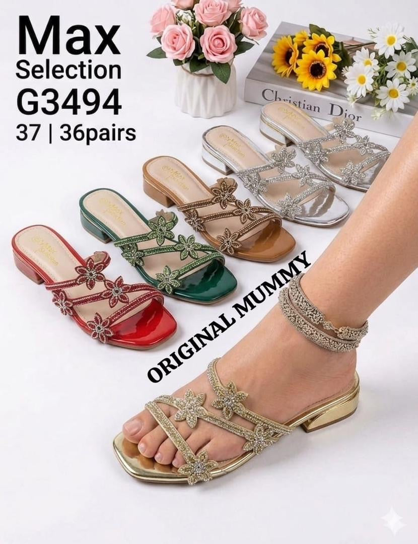 MAX SELECTION SLIPPERS WITH SMALL HEEL