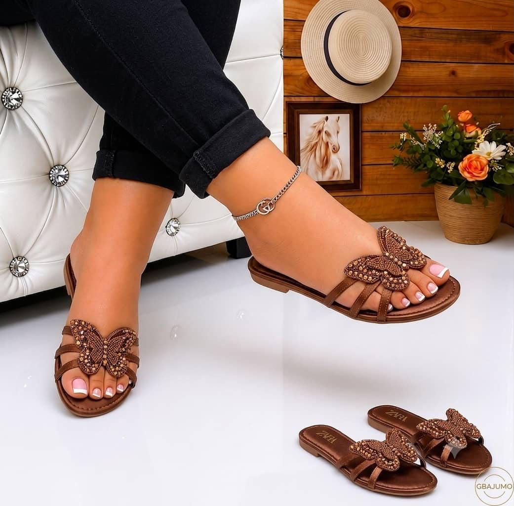 LUXURY GALATOMI SLIPPERS