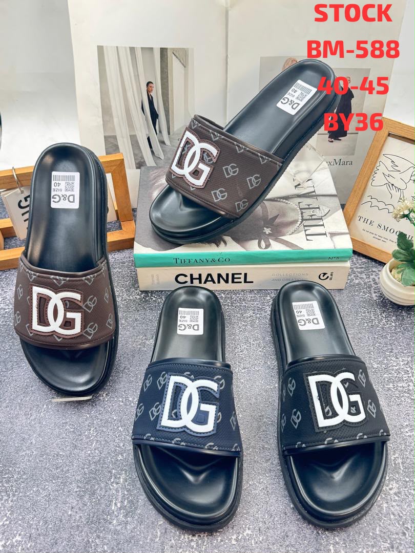 DOLCE& GABBANA MEN SLIPPERS