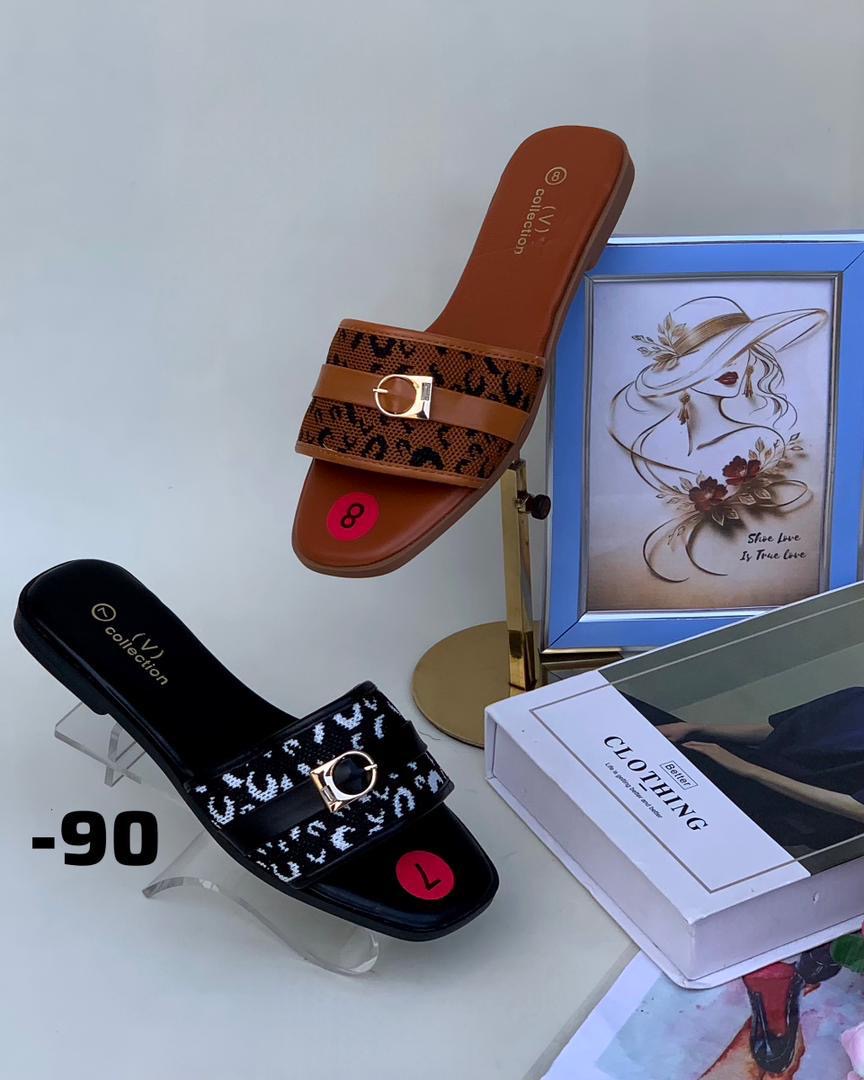 V COLLECTION SLIPPERS