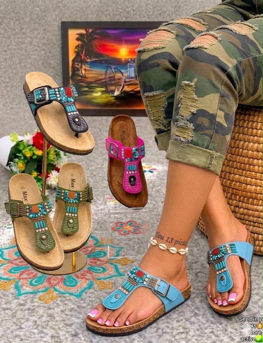 MAX SELECTION SLIPPERS