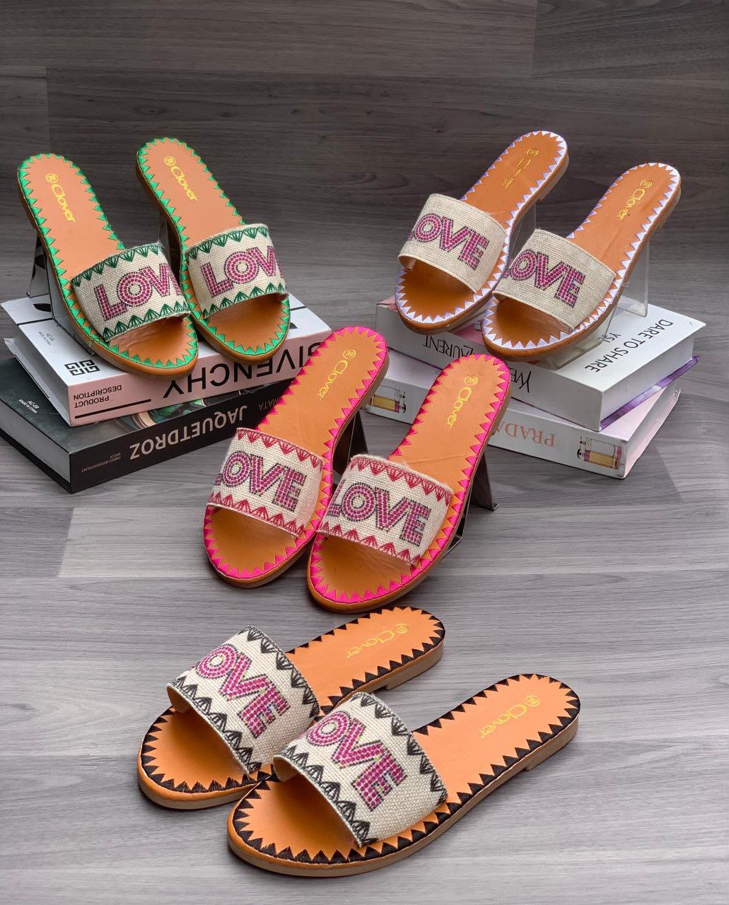 LOVE SLIPPERS