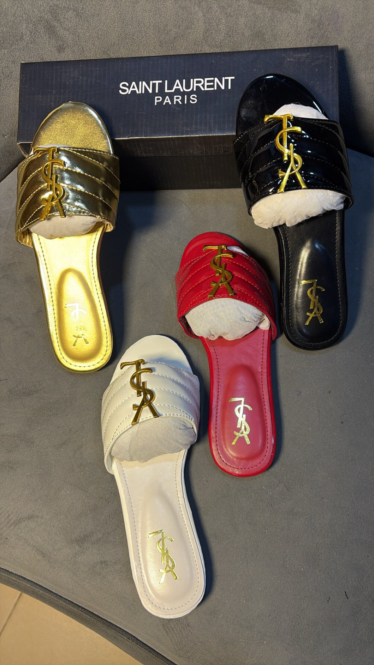 YSL  BOXED SLIPPERS