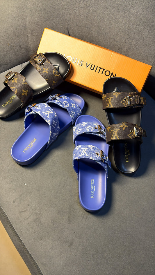 LOUIS VUITTON PARIS BOXED SLIPPERS