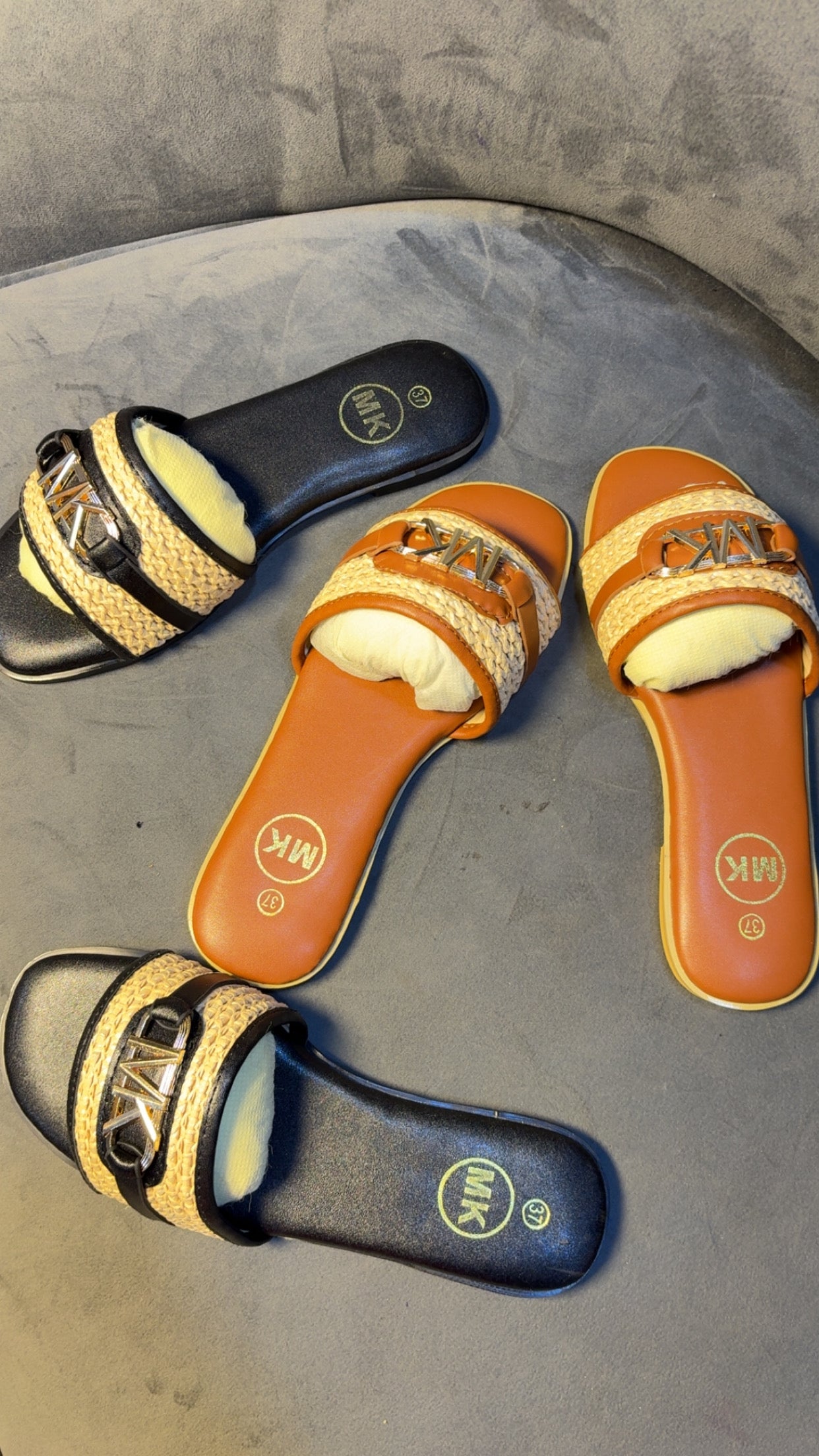 LUXURY MK SLIPPERS