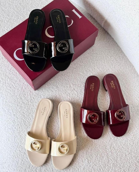 GUCCI SLIPPERS FULLY BOXED