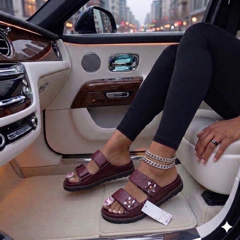 LOUIS VUITTON PARIS SLIPPERS
