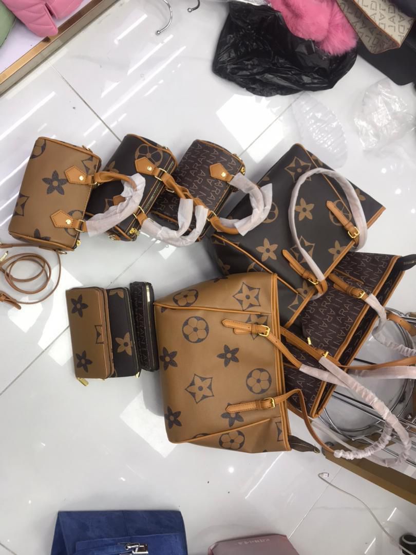 3 IN 1 LOUIS VUITTON BAG